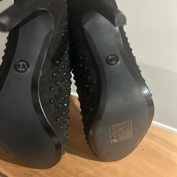 Michael Kors Black peep toe Dani bootie size 6.5 - Picture 3 of 14
